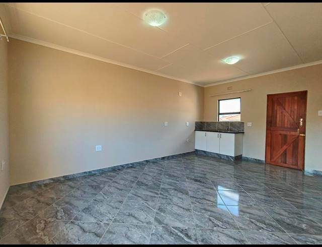2 BEDROOM HOUSE FOR SALE IN QUEENSTOWN CENTRAL